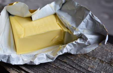 Masło w promocji Biedronki.
