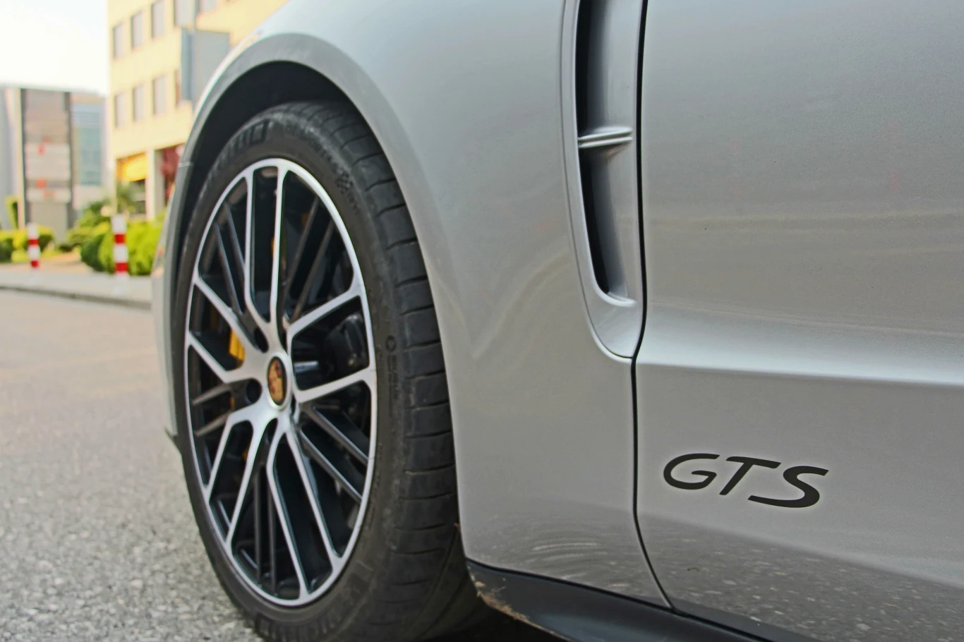 Porsche Panamera GTS