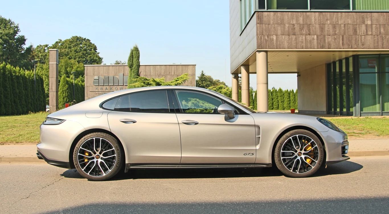 Porsche Panamera GTS