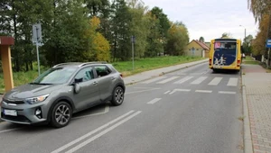 Oświęcim. Troje dzieci potrąconych na przejściu. Wybiegły zza autobusu