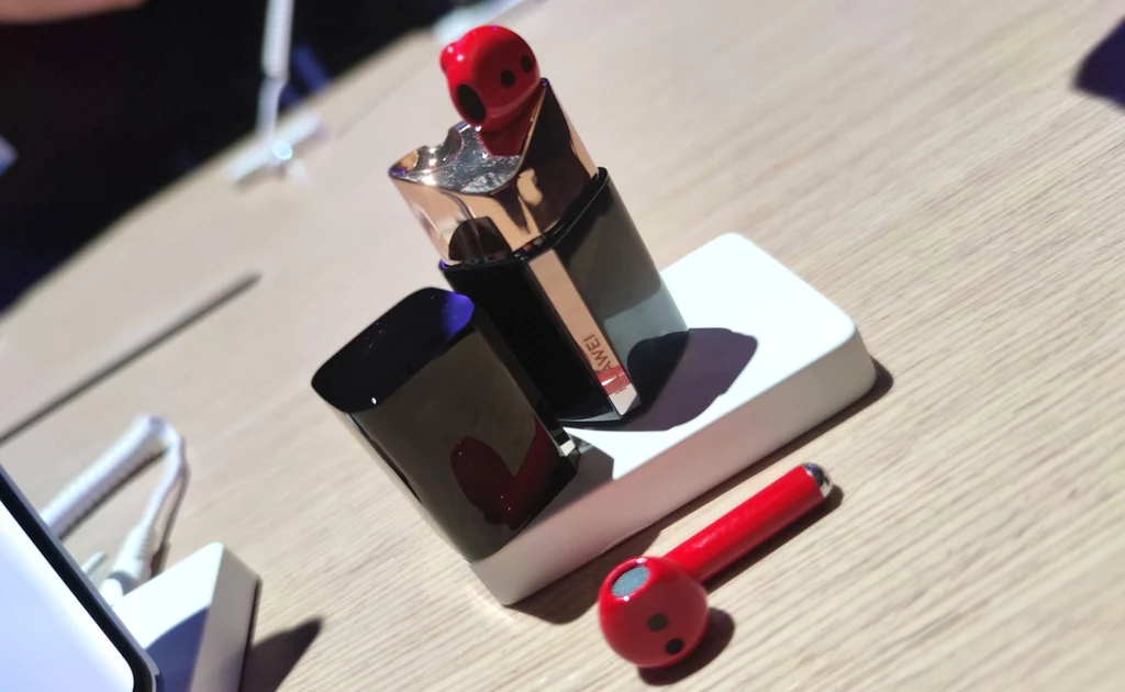 Huawei FreeBuds Lipstick