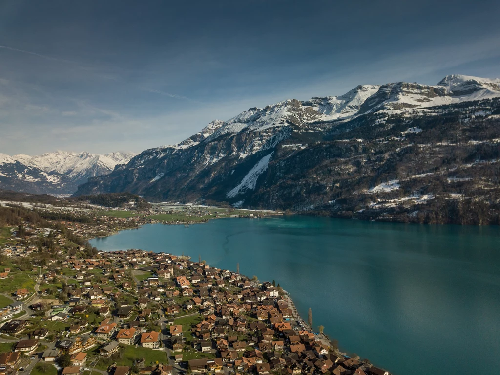 Brienzersee, jezioro w południowej Szwajcarii.