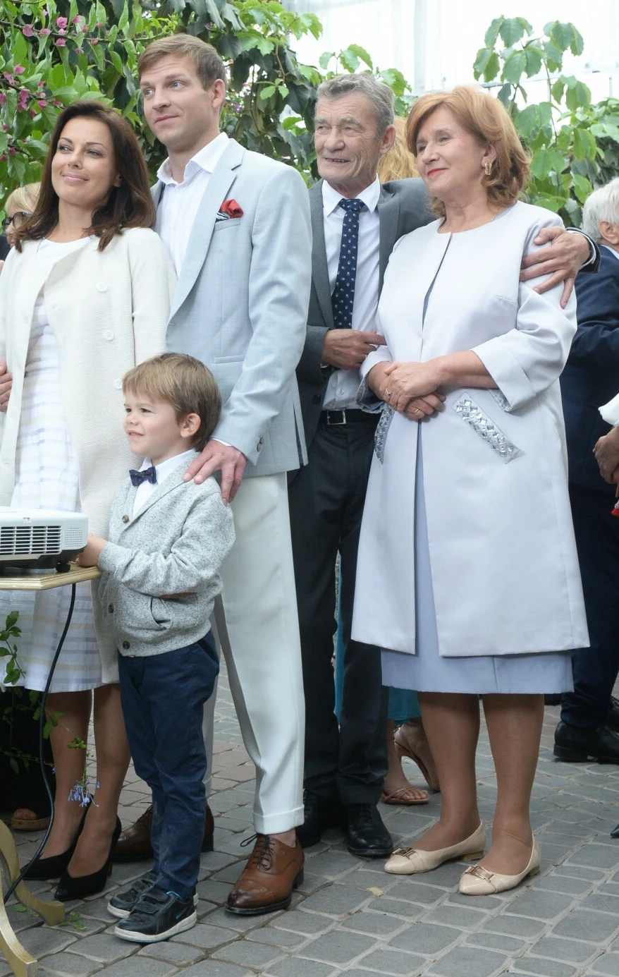 Krzysztof Kiersznowski i Ewa Ziętek w "Barwach szczęścia" Krzysztof Kiersznowski i Ewa Ziętek w "Barwach szczęścia"