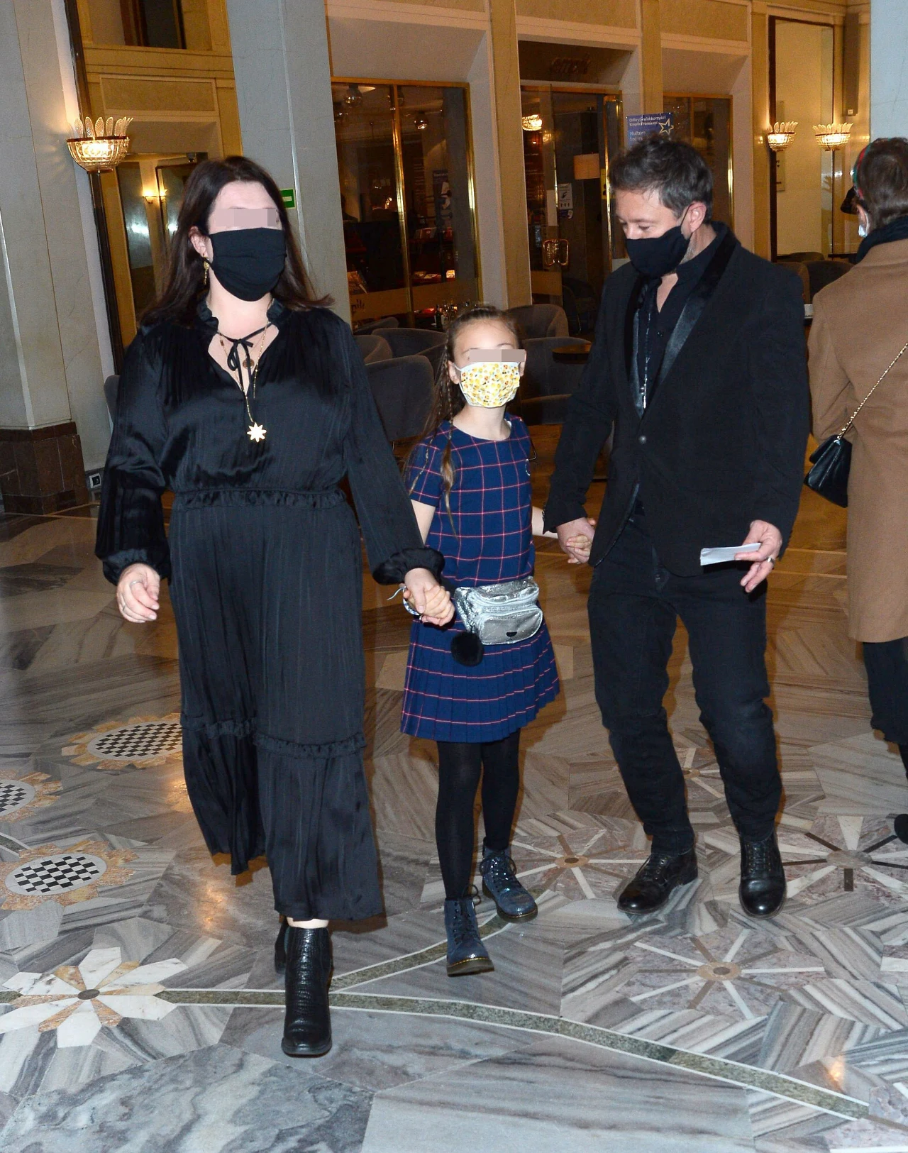 Andrzej Piaseczny z siostrą Basią i jej córką Zosią  Andrzej Piaseczny z siostrą Basią i jej córką Zosią