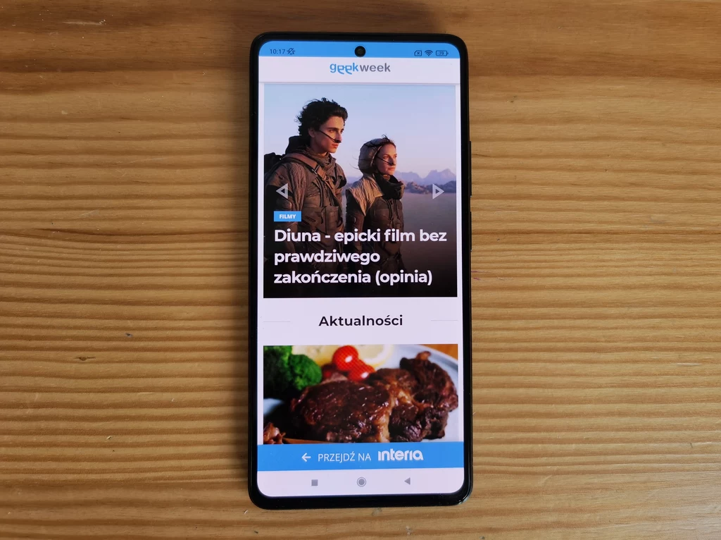 Xiaomi 11T Pro  oferuje bardzo dobry ekran