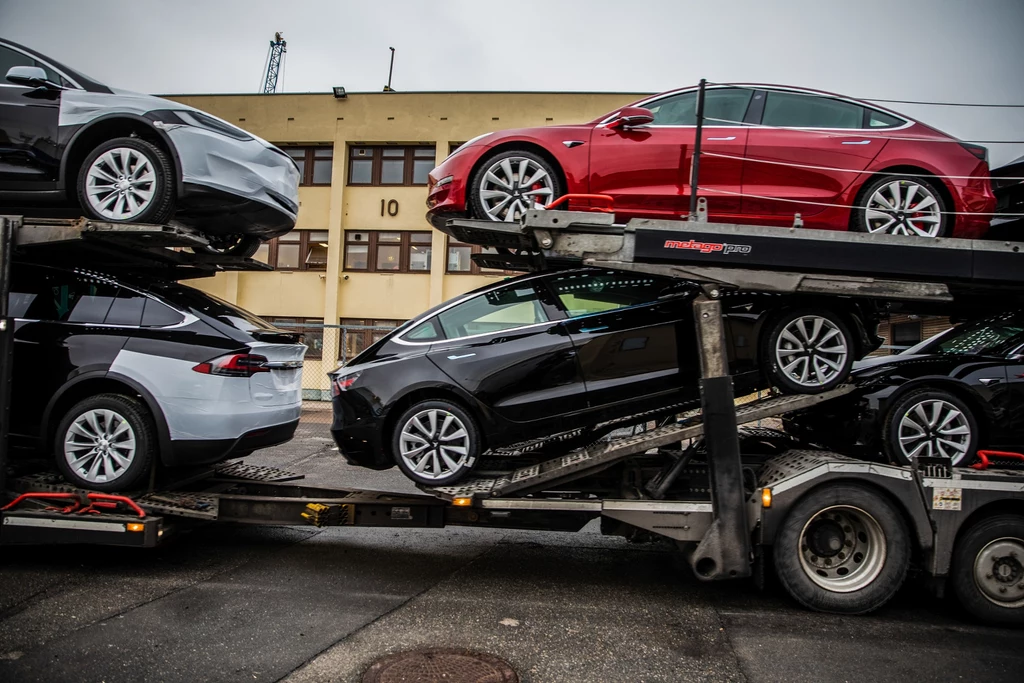 Tesla Model 3 we wrześniu okazała się najchętniej kupowanym samochodem w Europie