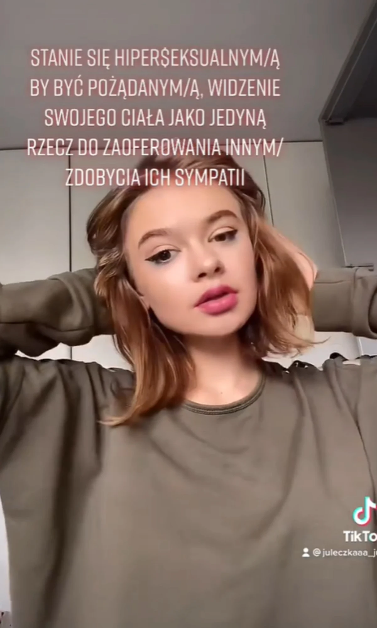 Julia Wróblewska, fot. https://www.instagram.com/juleczkaaa_jula/