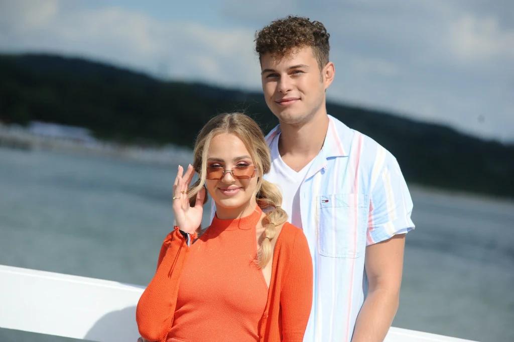 Wiktoria Gąsiewska i Adam Zdrójkowski Wiktoria Gąsiewska i Adam Zdrójkowski