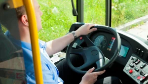 Ostrzeżenie MF dla firm pośredniczących przy przewozie osób