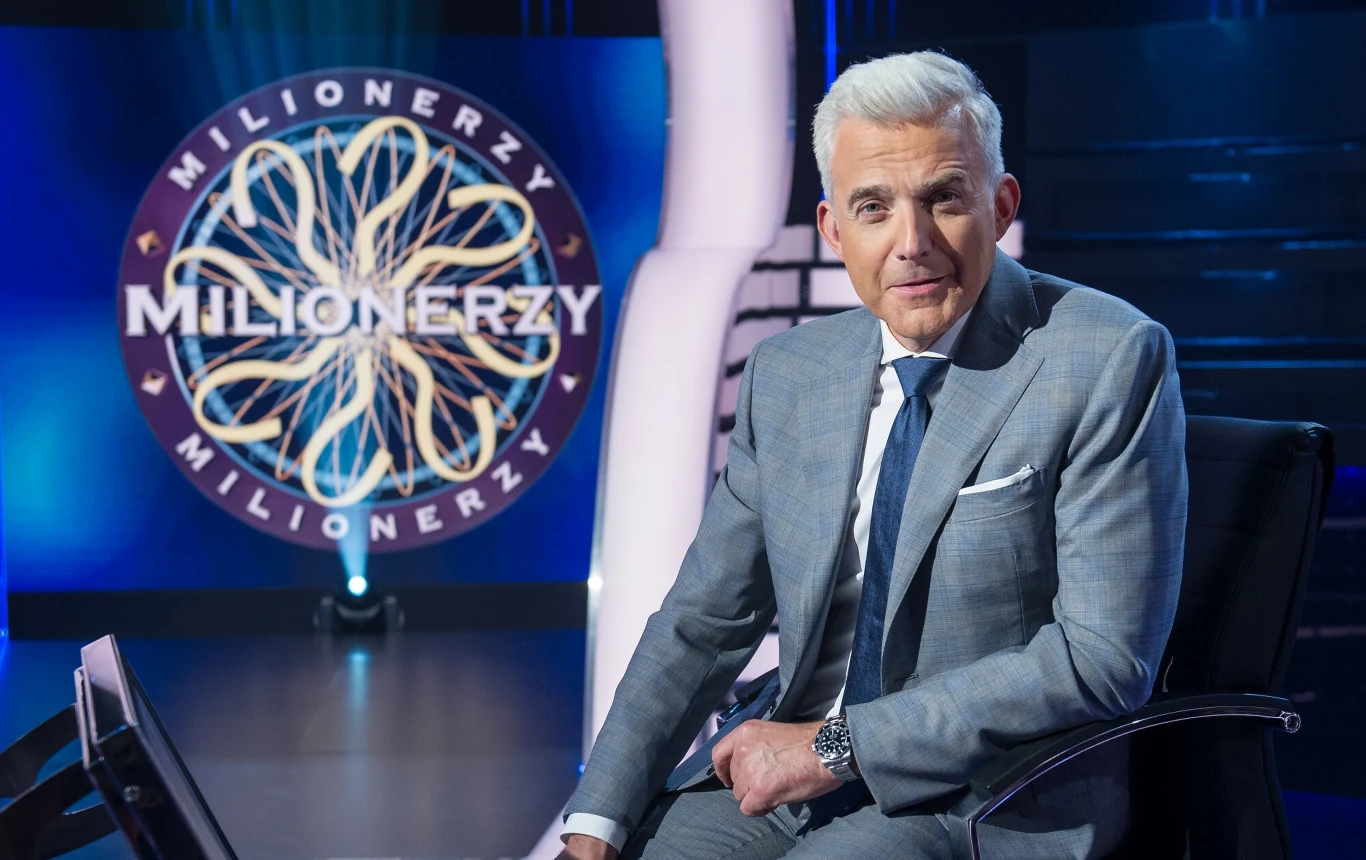 Hubert Urbański prowadzi teleturniej "Milionerzy" Hubert Urbański prowadzi teleturniej "Milionerzy"