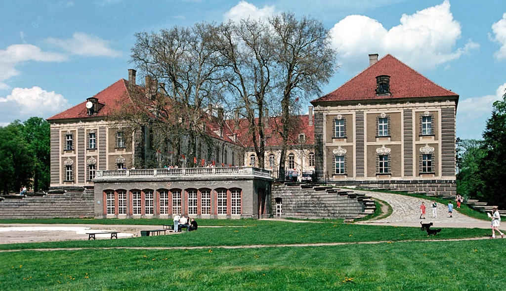 Pałac w Żaganiu czasy największej świetności zawdzięcza Dorocie de Tallyrand-Périgord 