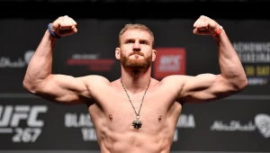 Jan Błachowicz na ceremonii ważenia przed galą UFC 267