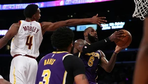 LeBron James wrócił po kontuzji i mocno przyczynił się do wygranej Los Angeles Lakers