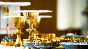 Nieznani sprawcy kradną hostie. Kościół twierdzi, że służy im do "czarnych mszy"