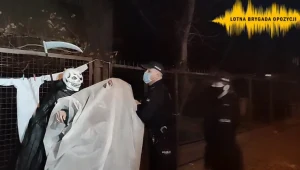 Przed domem prezesa PiS zjawili się m.in. "śmierć" oraz "duch". Podczas happeningu na miejscu interweniowała policja