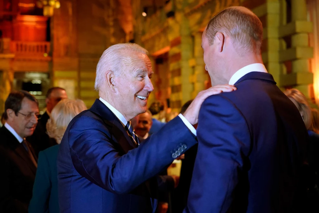 Prezydent USA Joe Biden z księciem Williamem