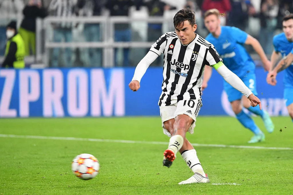 Paulo Dybala podczas egzekucji rzutu karnego