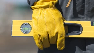 Gdy inni zwalniają, Firma Oponiarska Dębica szuka pracowników. Zdj. ilustracyjne