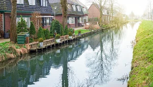 Ograniczenia w zakupie domów na wynajem w Amsterdamie