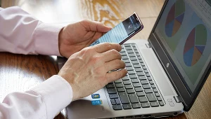 Praca zdalna? Pracodawcy chcieliby wdzieć swoich podwładnych w biurze. Zdj. ilustracyjne