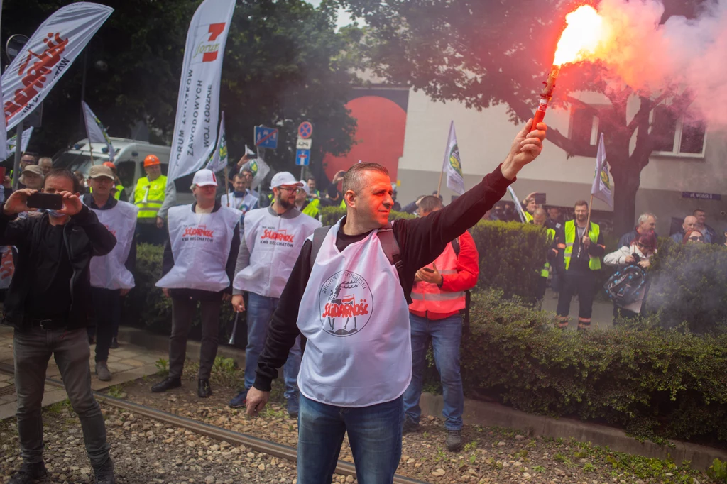 Manifestacja górników we Wrocławiu w związku z sytuacja w kopalni Turów