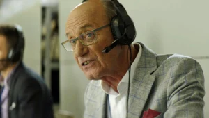 Dariusz Szpakowski w scenie z filmu "Druga połowa"