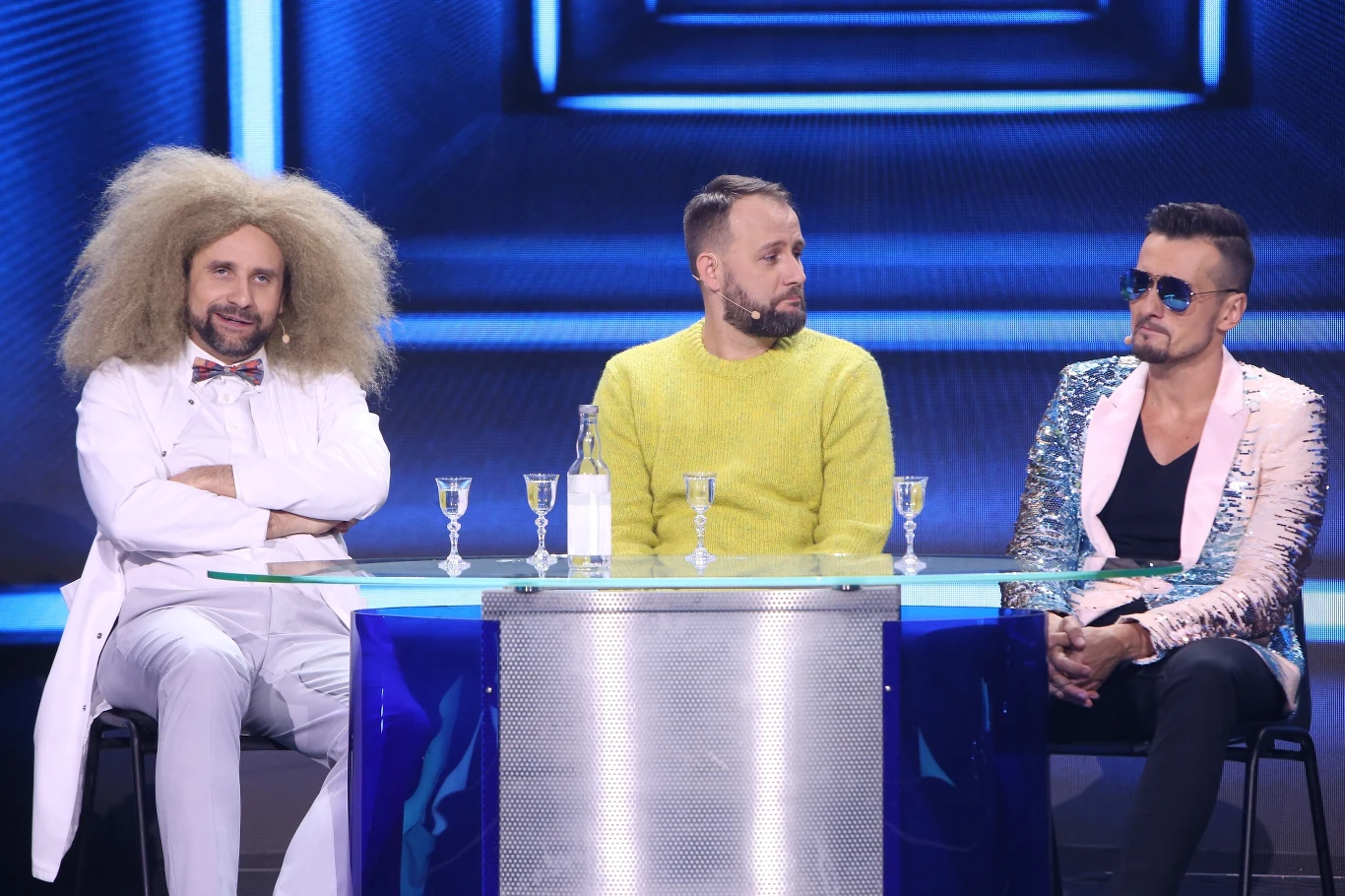 Kabaret Skeczów Męczących w skeczu "Szczepionki"