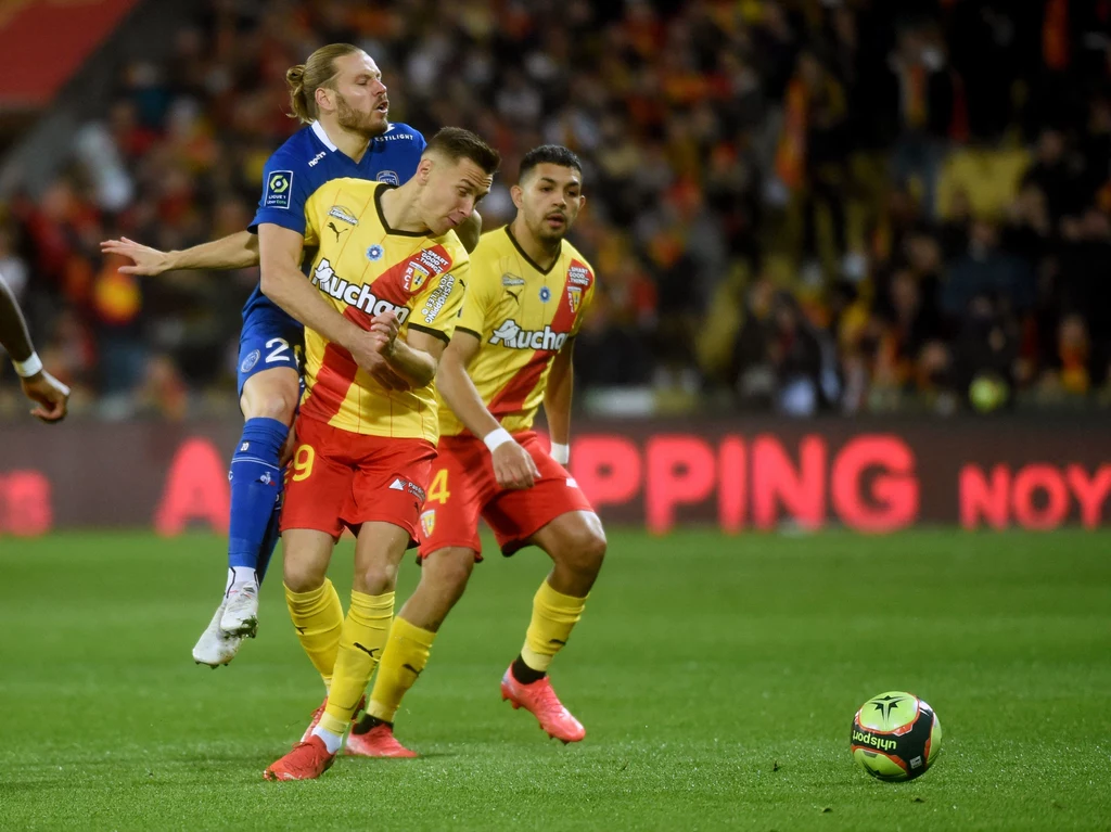 Lens - Troyes Lens - Troyes