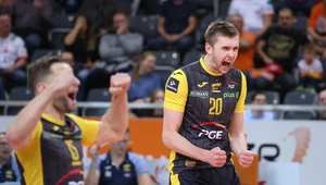 PlusLiga. PGE Skra Bełchatów nękała LUK Lublin serwisem. Ponownie w polu zagrywki brylował Mateusz Bieniek