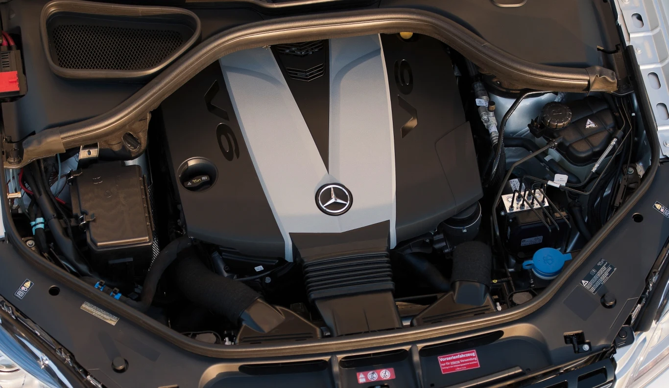 Silnik wysokoprężny V6 350 Bluetec Silnik wysokoprężny V6 350 Bluetec