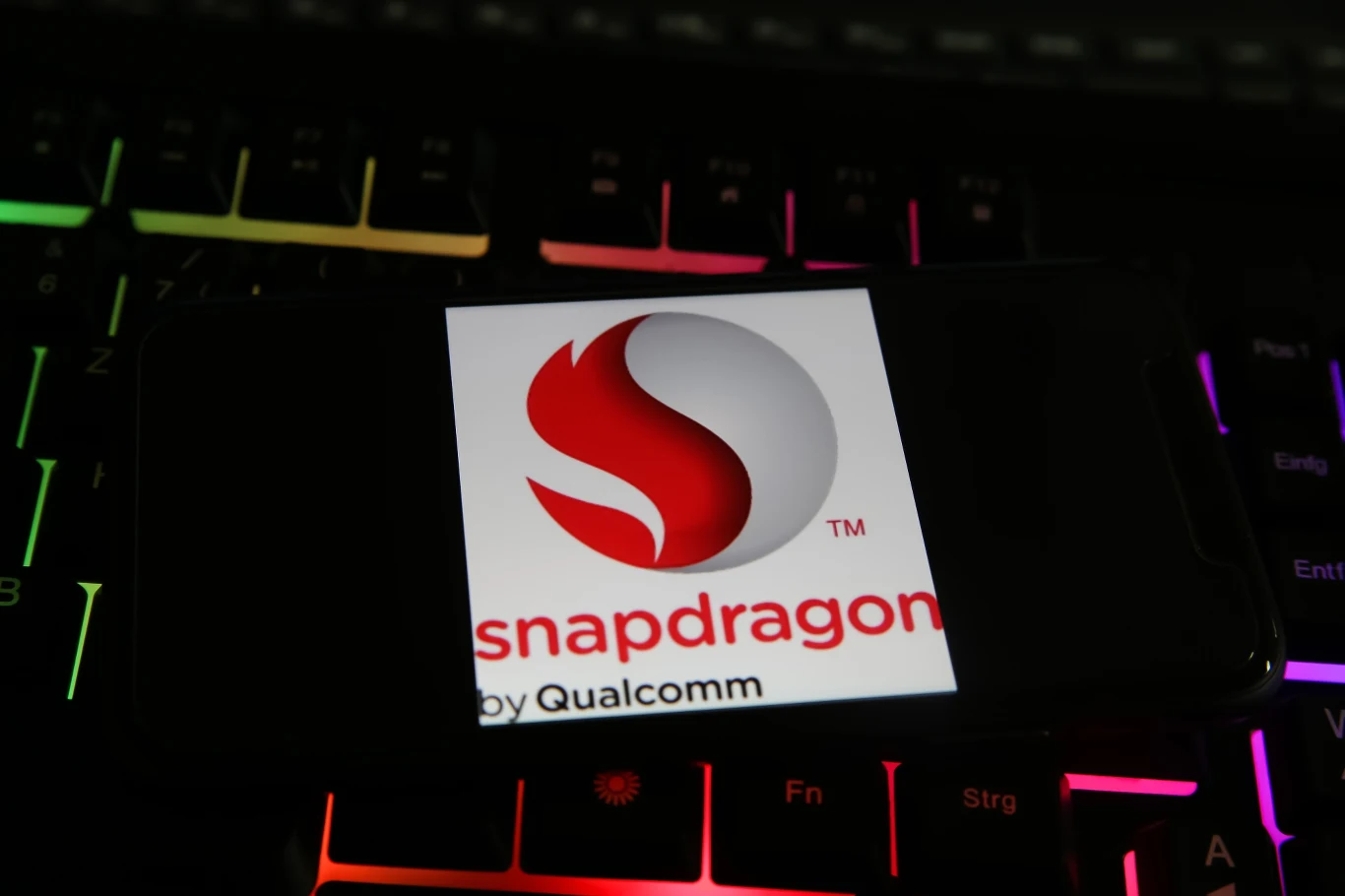 Snapdragon 898 będzie o 20 proc. wydajniejszy niż jego poprzednik Snapdragon 898 będzie o 20 proc. wydajniejszy niż jego poprzednik