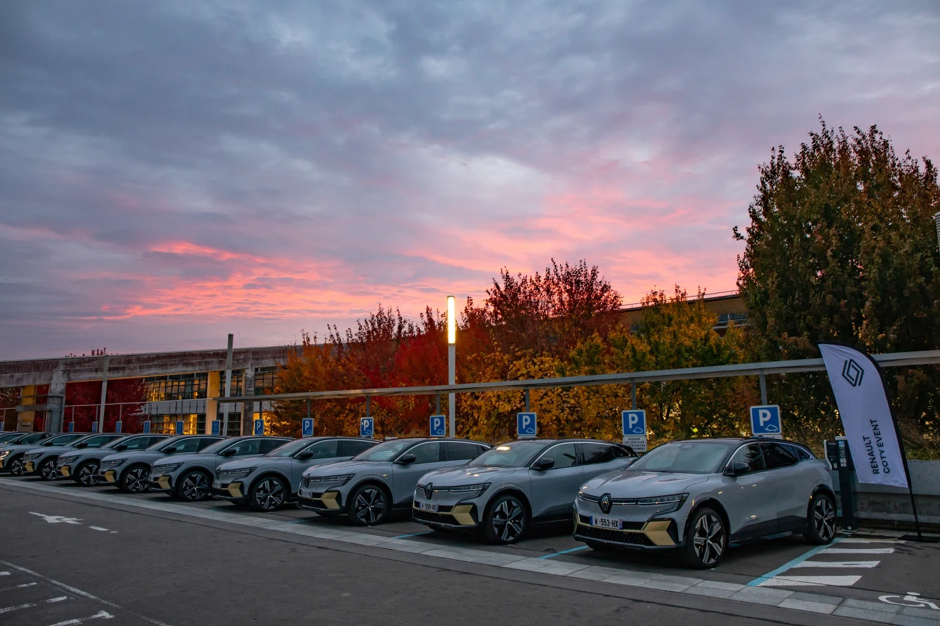 Renault Megane E-Tech. Zdjęcia 