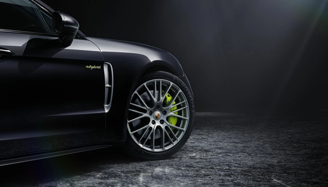 Porsche Panamera Platinum Edition