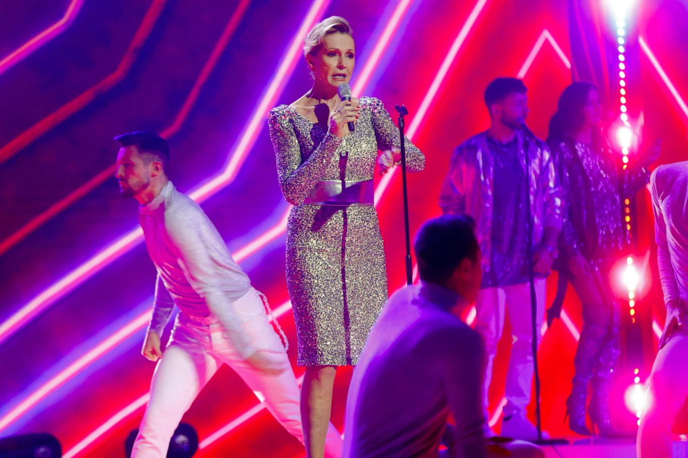 W 2003 r. piosenkarka poślubiła przedsiębiorcę Martina Michala, który obecnie jest jej menedżerem. Wcześniej (lata 1983-2001) była żoną niemieckiego basisty Helmuta Sickela z grupy Kreis (poznali się podczas festiwalu w Sopocie w 1977 r.). "Kobieta cały czas ma potrzeby, więc młodszy mężczyzna jest lepszy. Potrafi je zaspokoić. Poza tym mój mąż jest dla mnie podporą. Czuję się z nim bardzo fajnie" - mówiła w "Super Expressie". Martin Michal jest młodszy od swojej żony o 12 lat.