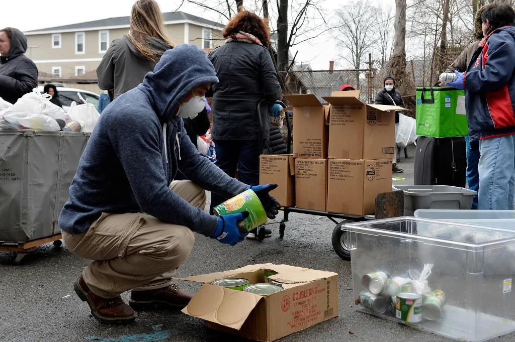 Liczba Polaków żyjących w skrajnym ubóstwie wzrosła w 2020 roku do dwóch milionów