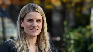 Frances Haugen - sygnalistka, była menedżerka Facebooka