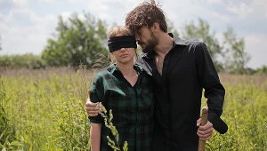 Joanna Kulig i Sebastian Fabijański w scenie z filmu "Pitbull. Niebezpieczne kobiety"