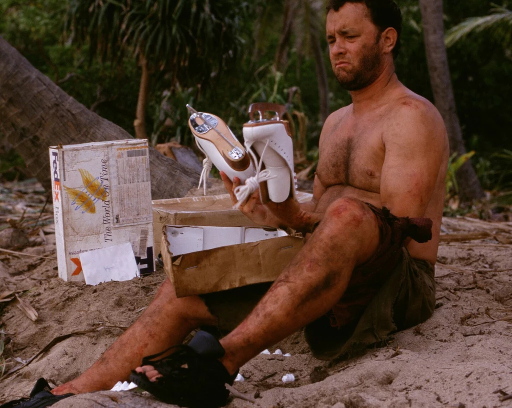 Tom Hanks zagrał w "Cast Away" rozbitka, któremu na bezludnej wyspie towarzyszy jedynie piłka Wilson 