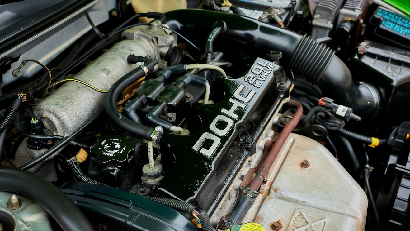 Silnik 2.0 DOHC z Mitsubishi Eclipse. Źródło: MECUM AUCTIONS