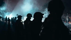 Żołnierze i terytorialsi na granicy