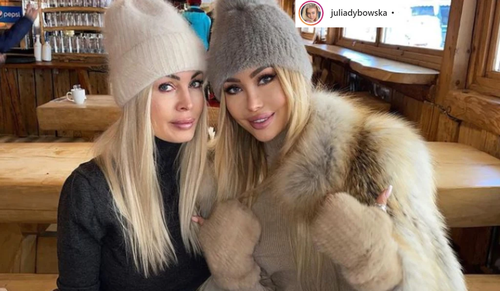 Julia Dybowska z mamą, fot. https://www.instagram.com/juliadybowska/