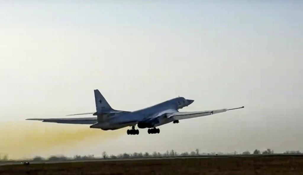 Jak podano w komunikacie wykonywane zadania, demonstrują "gotowość i determinację Białorusi i Rosji w zapewnieniu bezpieczeństwa wojskowego Państwa Związkowego w każdych warunkach tak w powietrzu, jak i na ziemi".