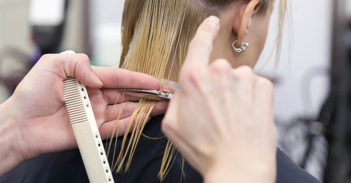 Te cięcia odmładzają! Warto się na nie zdecydować Te cięcia odmładzają! Warto się na nie zdecydować