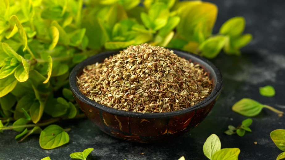 Smak herbaty z oregano nie każdemu może przypaść do gustu, ale można go złagodzić! Smak herbaty z oregano nie każdemu może przypaść do gustu, ale można go złagodzić!