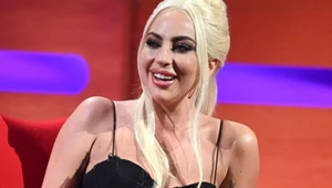 Lady Gaga w seksownej stylizacji. Jedwabna sukienka robi wrażenie!