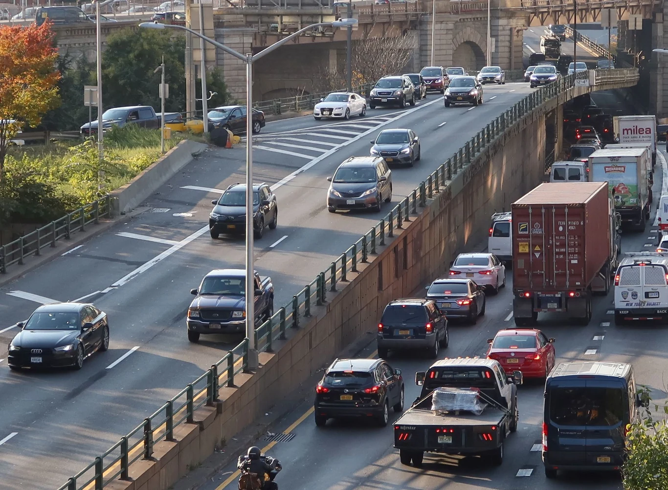 Blokady alkoholowe mają być obowiązkowym wyposażeniem nowych aut w USA od 2026 roku Blokady alkoholowe mają być obowiązkowym wyposażeniem nowych aut w USA od 2026 roku