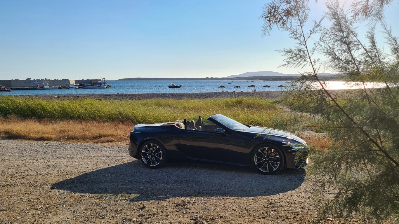 Lexus LC 500 Convertible. Zdjęcia
