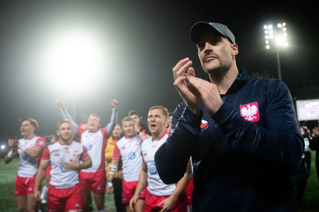 Trener reprezentacji Polski w rugby, Chris Hitt wraz z drużyną Trener reprezentacji Polski w rugby, Chris Hitt wraz z drużyną