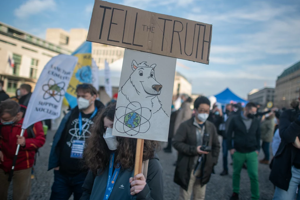 Protest przeciwko zamykaniu elektrowni jądrowych w Niemczech.