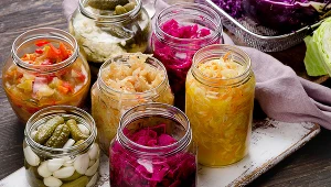 Powodów, dla których powinniśmy sięgać po kiszonki, jest wiele